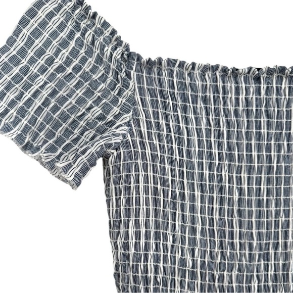 Show Me Your Mumu navy and white striped off the shoulder maxi dress. Size L - Picture 7 of 11